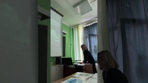 Окружающий