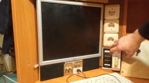 Самодельный стол радиолюбителя