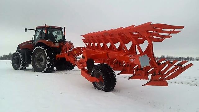 Плуг KUHN смотреть онлайн