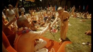 Беседа Шрилы Прабхупады с журналистом 19.05.1975, Мельбурн, Австралия. У нас есть изначальный отец!