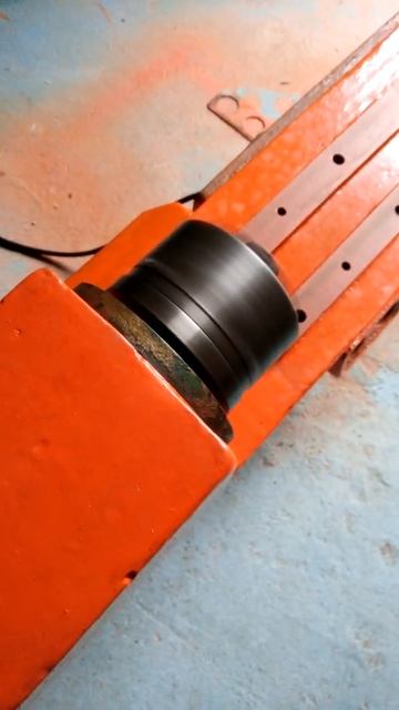 Токарный станок Р - 105 (Реставрация) смотреть онлайн