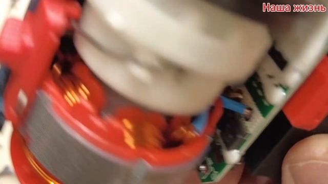 Шуруповерт безщеточный за 2000 рублей. Озон смотреть онлайн