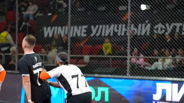 ЧИПИНКОС и РАЙЗЕН vs BUSHIDO и CTRL+V: ЗАРУБА В УЛИЧНЫЙ ФУТБОЛ смотреть онлайн