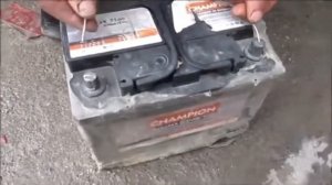 Как проверить аккумулятор автомобиля простим способо