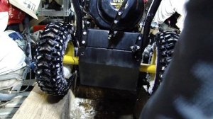 Не едет снегоуборщик Champion ST656 Переснял