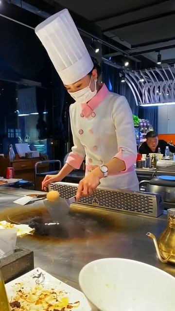 7JDclQlhxHs - Lifestyle Beautiful Train Teppanyaki street food,restaurant,BBQ,Pub street#Short#Short