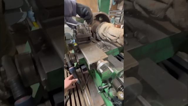 Наплавка тормозного барабана (плавучий кран)#токарь#с? смотреть онлайн