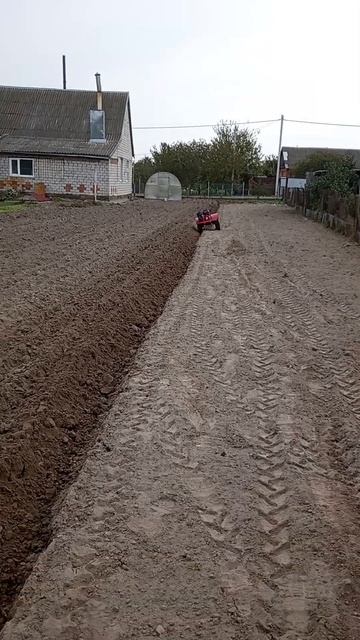 мотоблок пашет сам смотреть онлайн