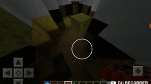 Ламаю карту СпанчБоб в костюме человека муровья