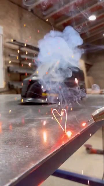 welder like. сварка класс.#metal #music #welder #сварщик #job #робота #св смотреть онлайн