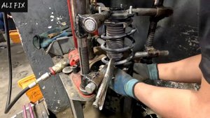 замена переднего амортизатора - крепление стойки ... kia