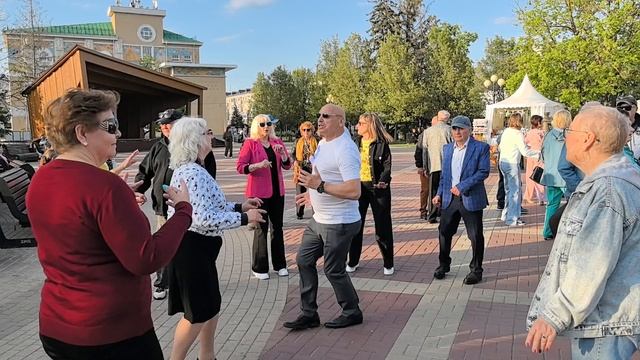 Упали звёзды на ладони твои... 16.05.25...