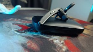 Лучший микрофон в беспроводной блютус-гарнитуре Bee M53