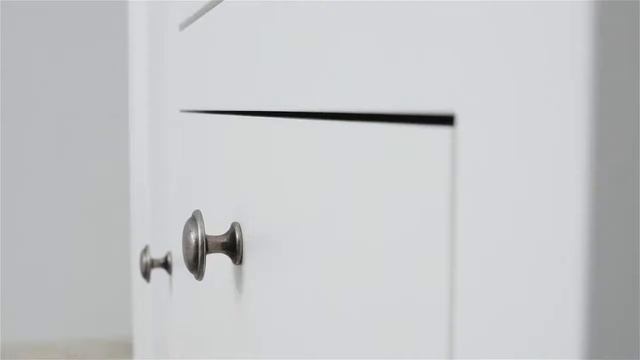 Helga Тумба KOM1D3S 95 смотреть онлайн