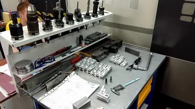 Работа участка станков ЧПУ смотреть онлайн