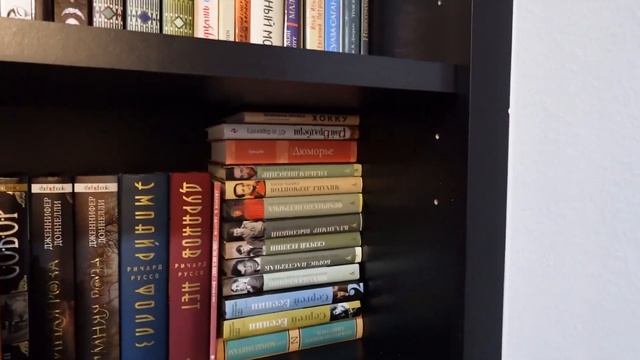 моя ПЕРВАЯ библиотека 📖🤍 | книжные полки смотреть онлайн