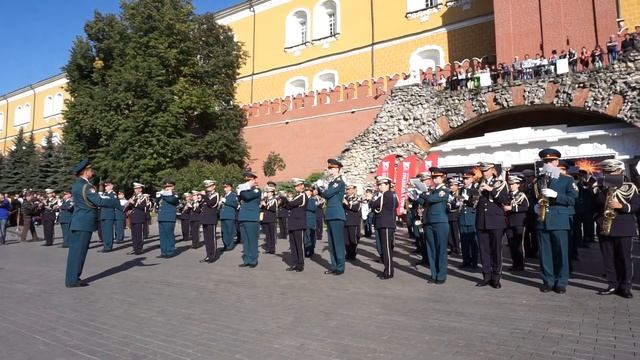 Фестиваль "Спасская башня"-2019. Центральный оркестр Сух смотреть онлайн