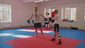 КАК ПОБЕЖДАТЬ в Кикбоксинге? ЧЕМПИОН МИРА Делится Опы?