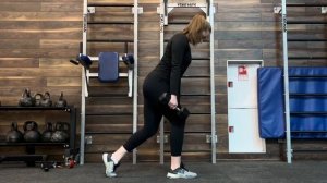 Сплит присед с узкой постановкой ног