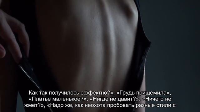 Наталью Рудову высмеяли за «лопающееся» на ней платье смотреть онлайн