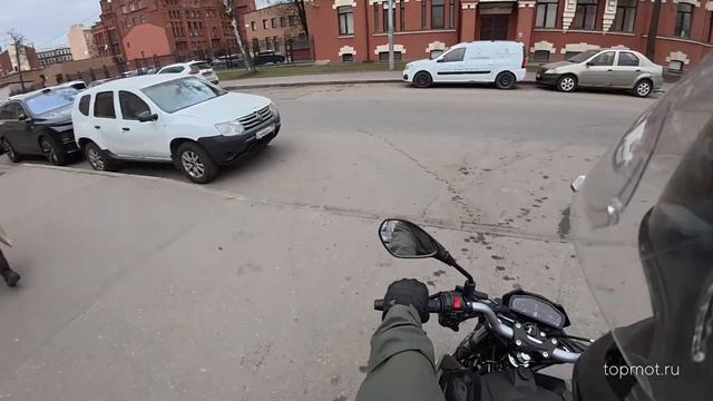 Ataki Batllo или VMC Ruch Обзор и Тестдрайв. Современный городской мотоцикл.