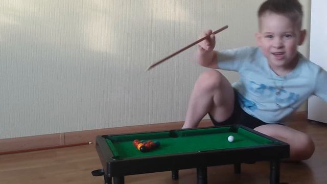 Новый бильярдный стол смотреть онлайн