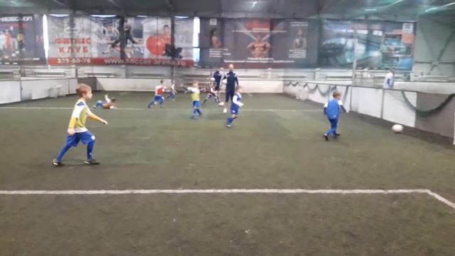 ПРОХОД МАЛЫША ПО ФЛАНГУ ☆ ГОЛ В БОРЬБЕ ЗА МЯЧ ☆ KIDS FOOTBAL