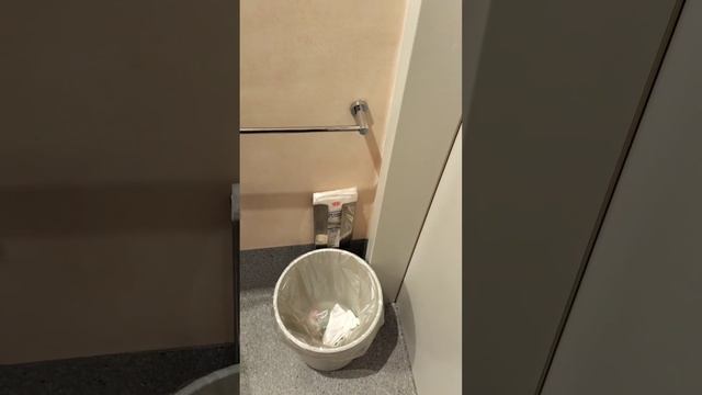 Одна из лучших Больниц Рима #италия #2023 #рим #больницы #лечение #travel смотреть онлайн