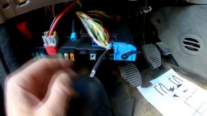 Подключение блока центрального замка в CITROEN XSARA PICASSO.