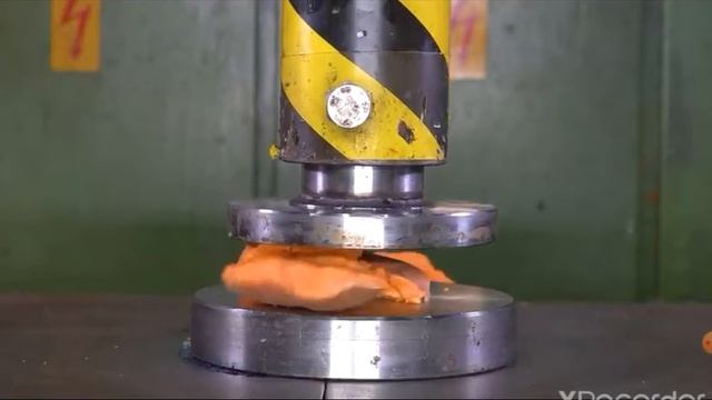 Гидравлический пресс давит все. смотреть онлайн