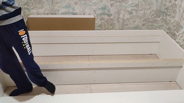 Новая кровать для моей сестрёнки Ренаты. смотреть онлайн