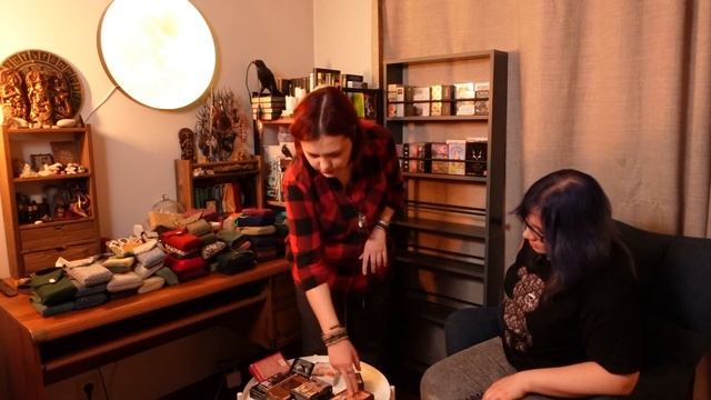 100+ КОЛОД! Расставляю свою коллекцию таро на новом стел смотреть онлайн