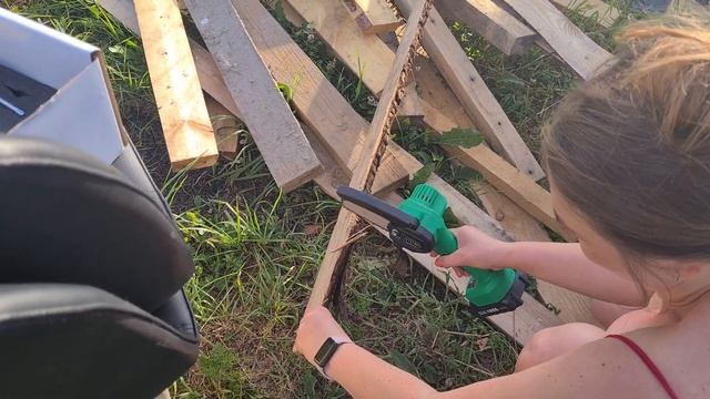 Дуняша и мини пила zitrek, как пилит этот малыш смотреть онлайн