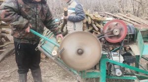 Самодельный дровокол. Циркулярка, веткоизмельчитель,