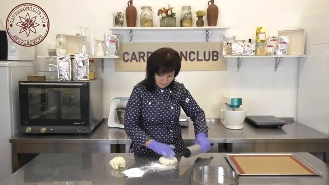 Домашние рогалики без сахара, дрожжей и муки. Простой и легкий рецепт приготовления.