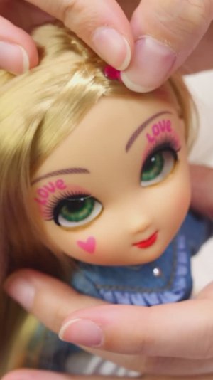 Сияющая кукла Эми — украшаем стразами и стильными наклейками 🎀💎 #игрушкидлядевочек #длядевочек