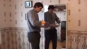 Трюк с зеркалом  Как стать невидимым