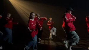 классно танцуют девчонки хип-хоп