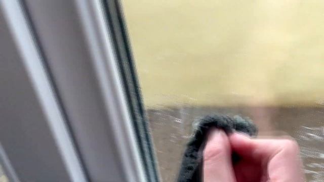 Как убрать следы от скотча с окна? Самый лёгкий и быстр смотреть онлайн