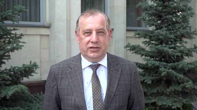 Поздравление с Днём строителя от ИО директора Деп-та строит-ва Ярославской обл Александра Гаврилова
