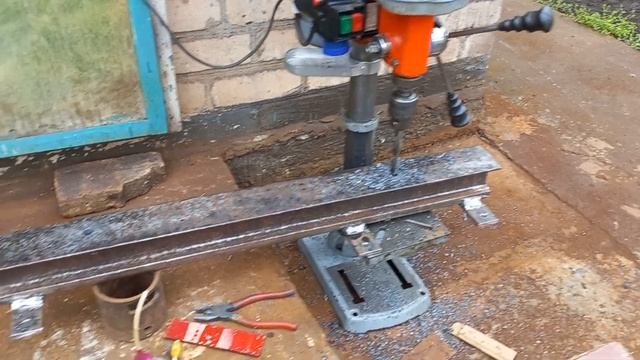 свердлильний верстат Einhell SB - 701-1_ ось так свердлю рейк смотреть онлайн