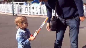 Мисс Кэйти и Мистер Макс (Miss Katy) Катя и Макс в парке развлечений