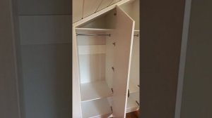Скошенный шкаф на мансардный этаж. Очередная головоло