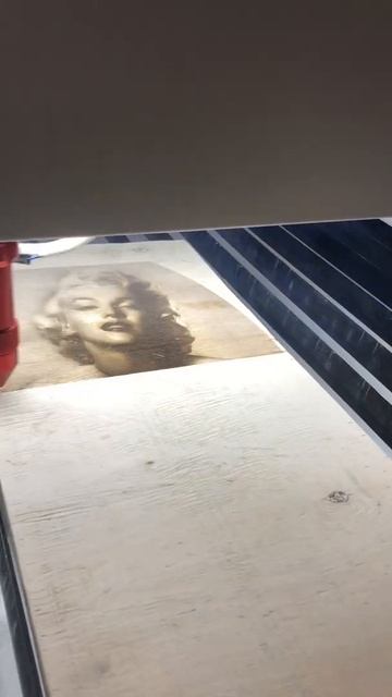 Гравировка по дереву смотреть онлайн