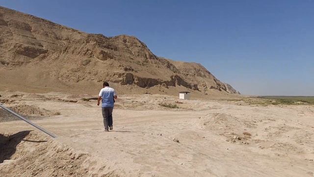 Тахти Сангин: Шаҳри пурасрор ва мероси қадимӣ смотреть онлайн