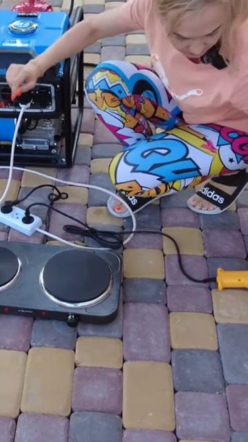 Інверторний генератор на магістральному газі видає 4.5 смотреть онлайн