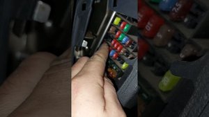 установить видеорегистратор лада ларгус рено логан !