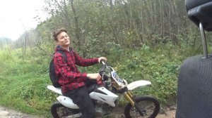 Дикий школьник на питбайке / муравей с двигателем от м?