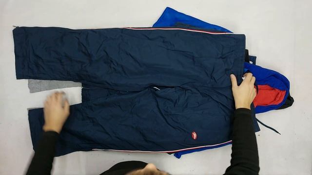 33217 Спортивные костюмы , 4пак, tute 1/2, секонд (extra) оптом смотреть онлайн