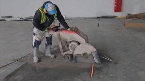 Алмазная резка, работа с швонарезчиком